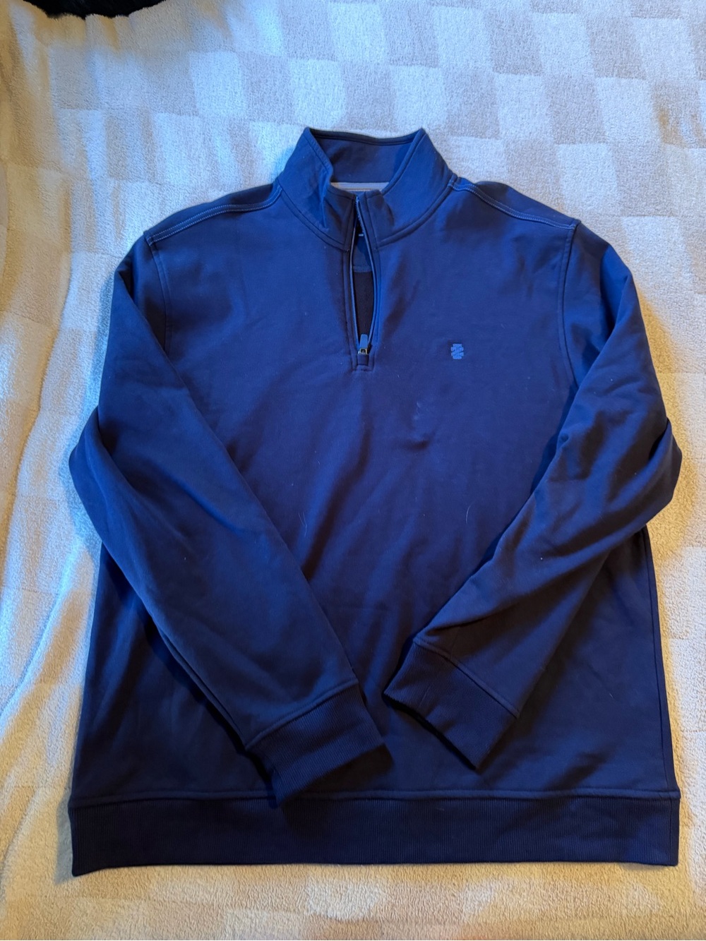 Izod Men's Navy Blue Half-Zip Pullover